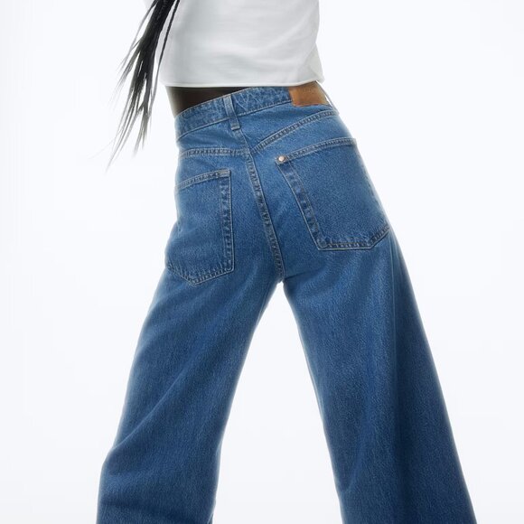 H&M - Ava Ultra High Rise Wide Leg Jeans NWT - Picture 2 of 9